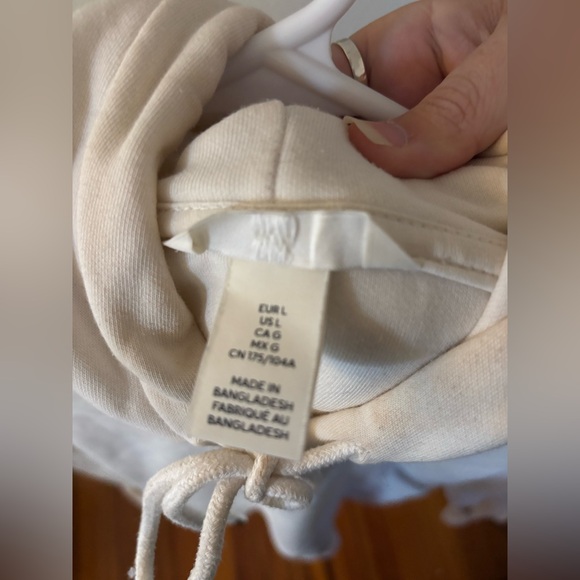 Cream Hoodie - Picture 3 of 5